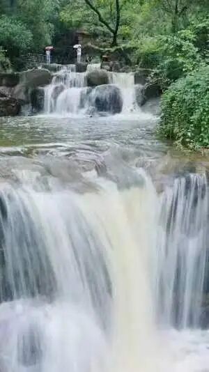 瀑布